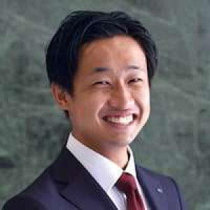 スタッフ紹介